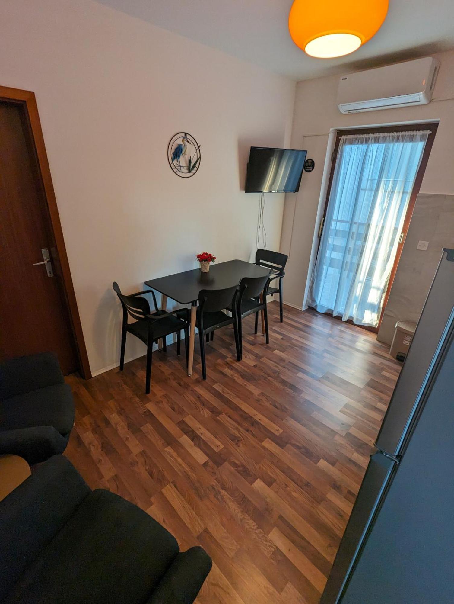 Apartments Magnolija 50M From Beach Srima Luaran gambar